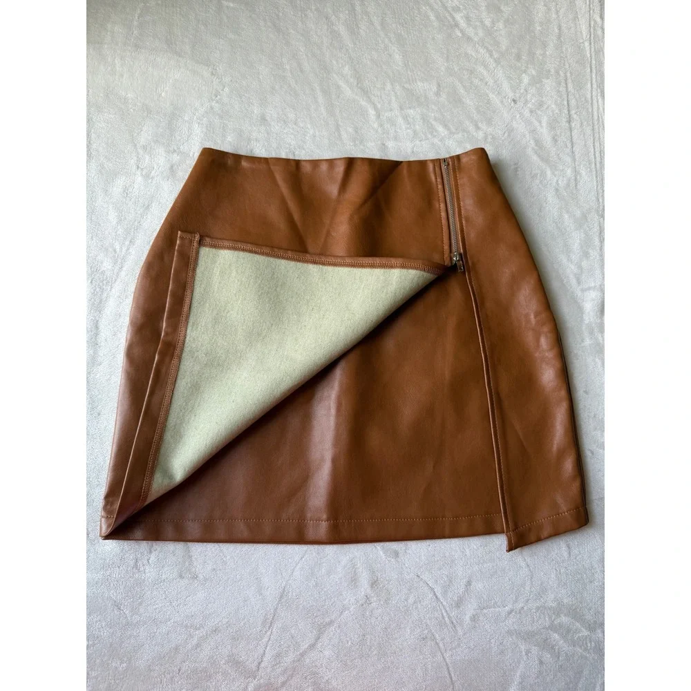 Naanaa Brown Faux Leather Mini Skirt Size US 4‎ Cognac Wrap Front Zip Slit
